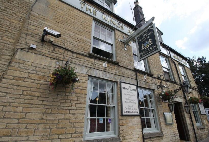 هتل The Kings Arms Chipping Norton