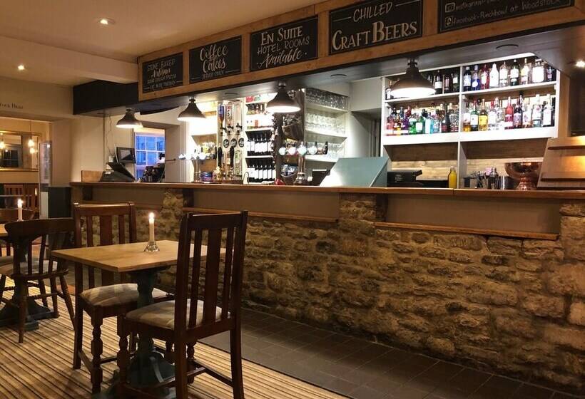 호텔 The Punchbowl Inn