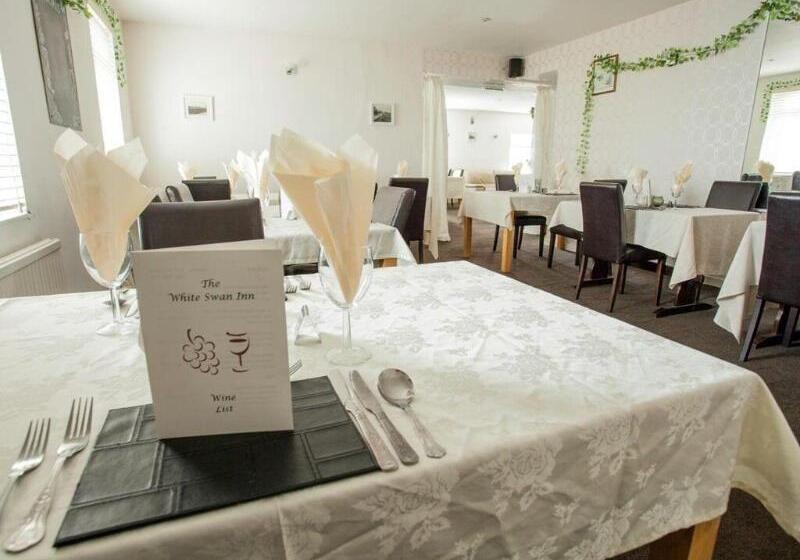 فندق The White Swan Inn
