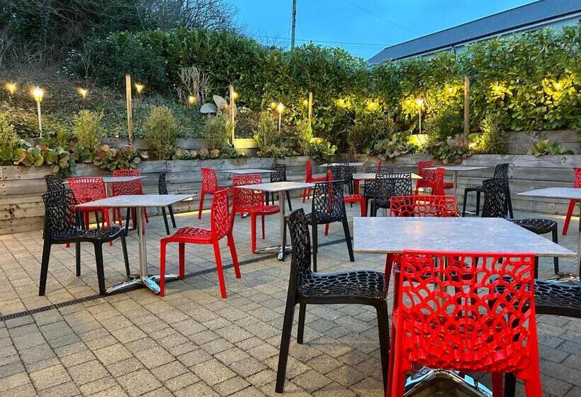 בית מלון כפרי Waveney Inn &
