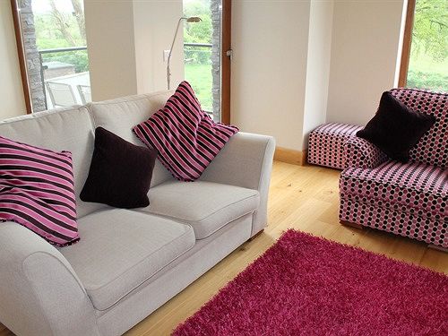 بنسيون Agivey Lodge