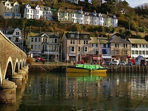 بنسيون Little Mainstone Guest House