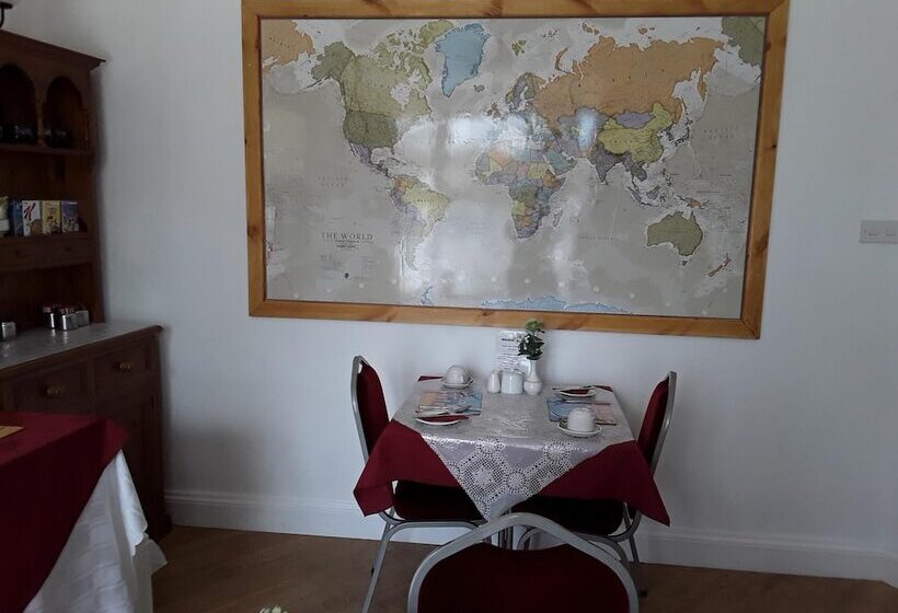 بنسيون Merriedale Guest House