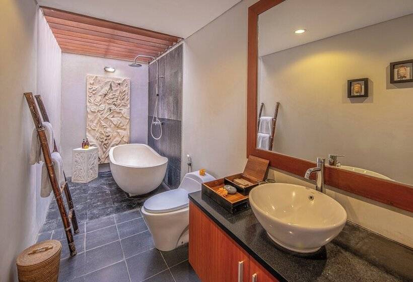 리조트 Nyanyi Sanctuary Villa By Ini Vie Hospitality
