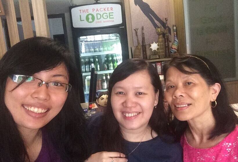 The Packer Lodge   Hostel