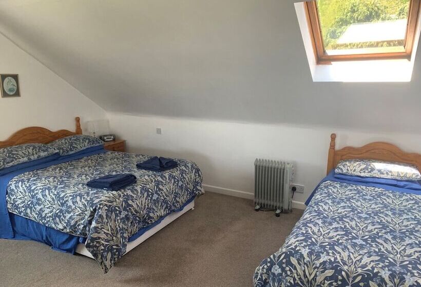 Wayside B&b
