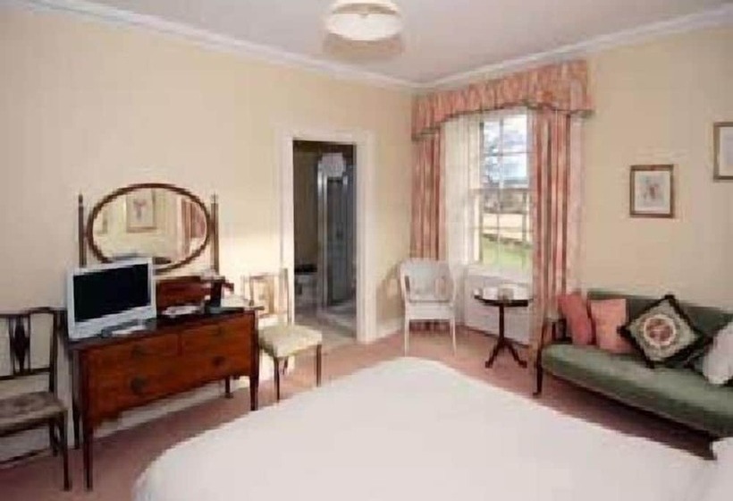تختخواب و صبحانه East Horton Farmhouse