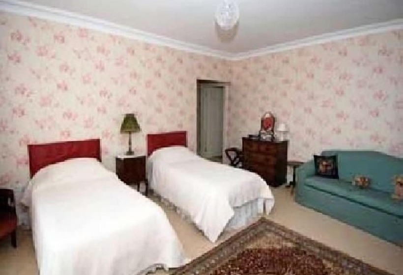 تختخواب و صبحانه East Horton Farmhouse