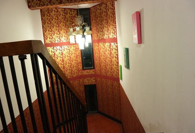 酒店 999 Triple Nine Guesthouse & Hostel Chiangmai