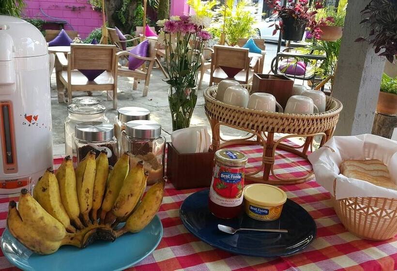 酒店 999 Triple Nine Guesthouse & Hostel Chiangmai