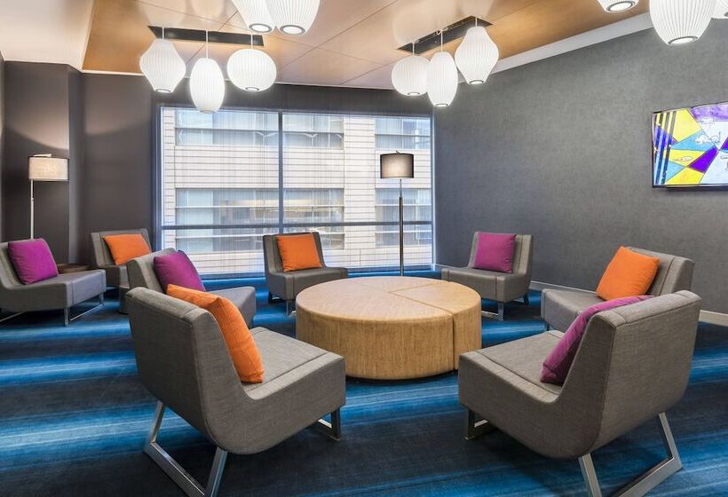 هتل Aloft Greenville Downtown