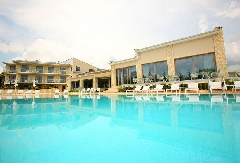 Calma Hotel & Spa