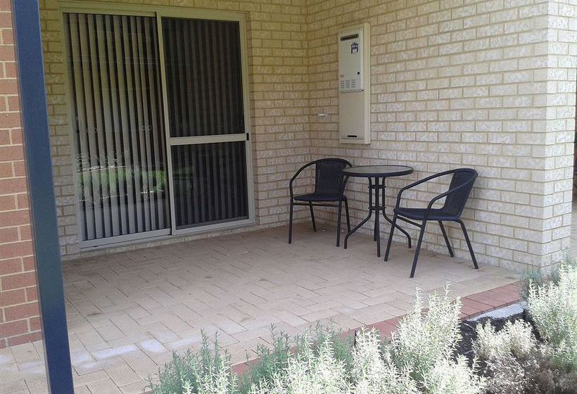 فندق Comfort Inn & Suites Collie