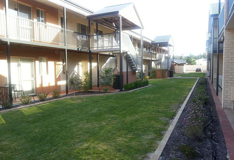 فندق Comfort Inn & Suites Collie