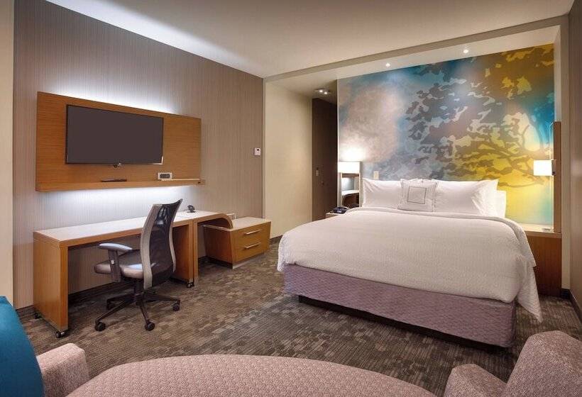 هتل Courtyard By Marriott Phoenix Mesa Gateway Airport