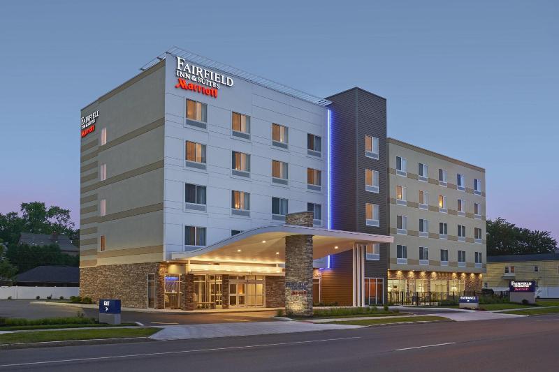 هتل Fairfield By Marriott Niagara Falls