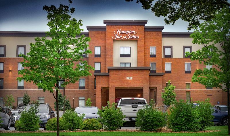 هتل Hampton Inn & Suites La Crosse Downtown