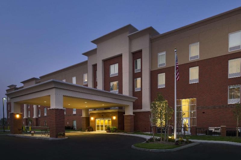 هتل Hampton Inn & Suites Syracuse/carrier Circle