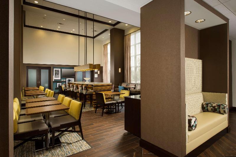 هتل Hampton Inn & Suites Syracuse/carrier Circle