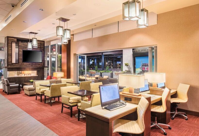 هتل Hyatt Place Cleveland/westlake/crocker Park
