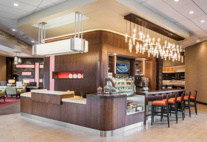 هتل Hyatt Place Cleveland/westlake/crocker Park