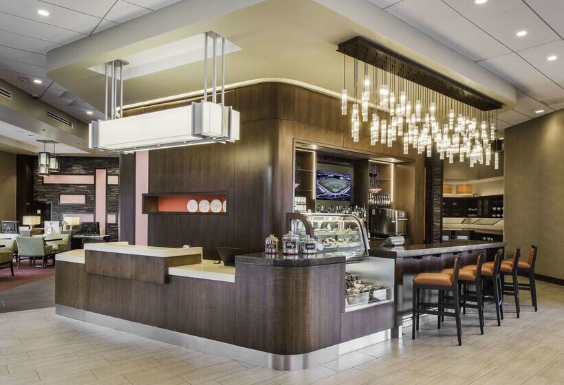 هتل Hyatt Place Cleveland/westlake/crocker Park