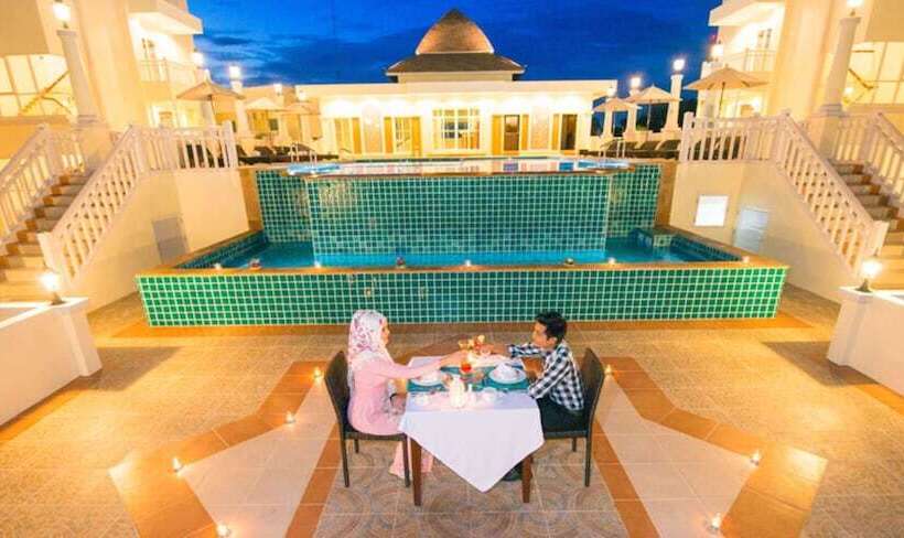 هتل Krabi Front Bay Resort