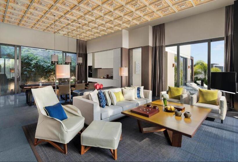 هتل Park Hyatt Sanya Sunny Bay Resort
