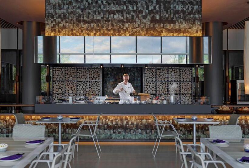 هتل Park Hyatt Sanya Sunny Bay Resort