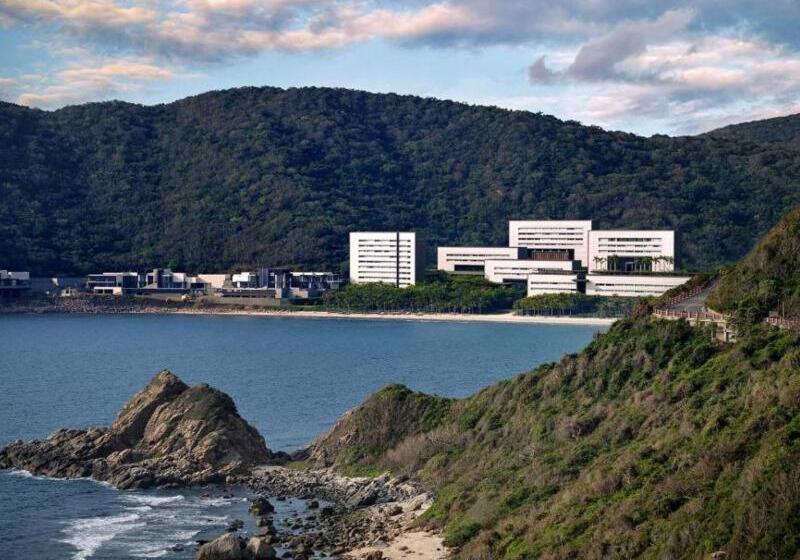 هتل Park Hyatt Sanya Sunny Bay Resort
