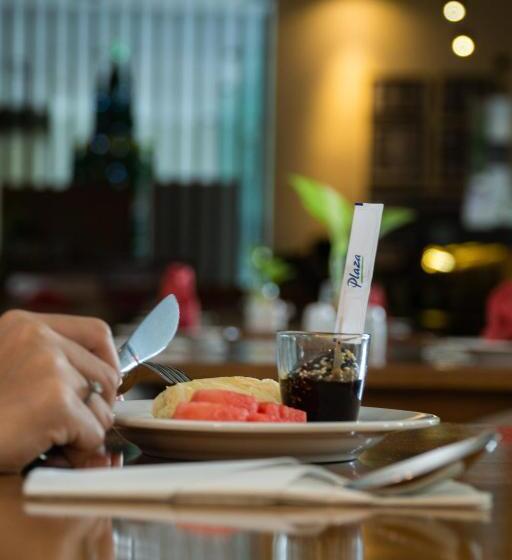 هتل Primebiz  Cikarang