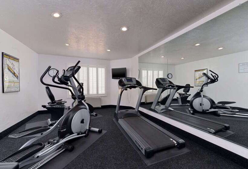 בית מלון כפרי Quality Inn Vernal Near Dinosaur National Monument