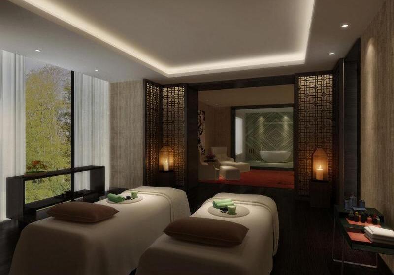 هتل Sheraton Shanghai Jiading