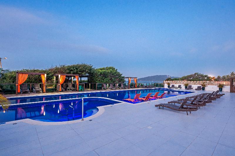 هتل Slaviero Ingleses Convention