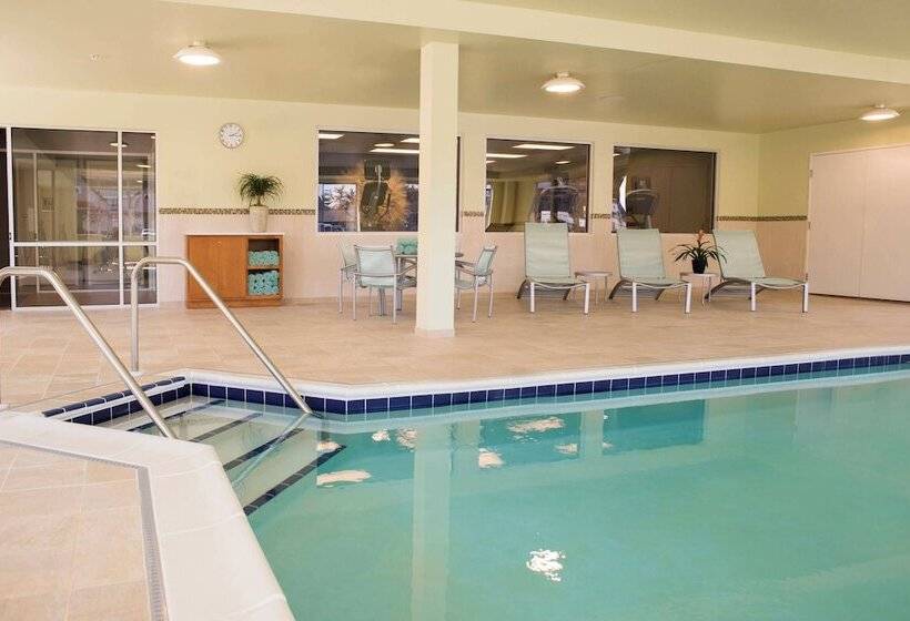 Отель Springhill Suites By Marriott Wisconsin Dells