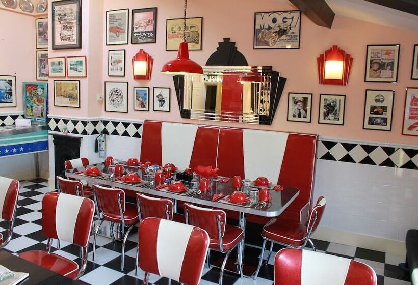 Fotos del hotel The Pitstop:  50