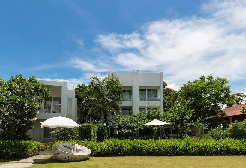 هتل Verano Beach Villa