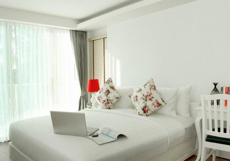 هتل Verano Beach Villa