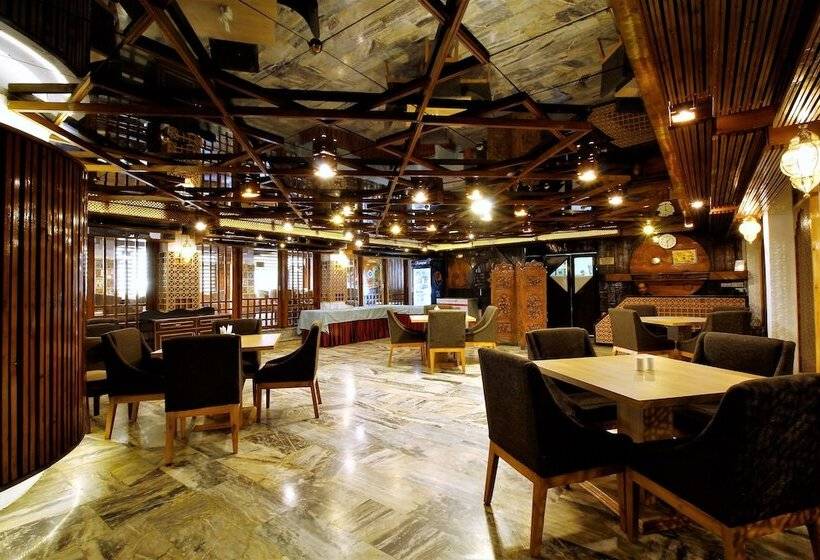 فندق The Vintage Srinagar At Dal Lake