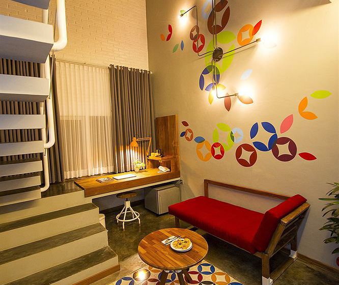 Lokal Hotel & Restaurant