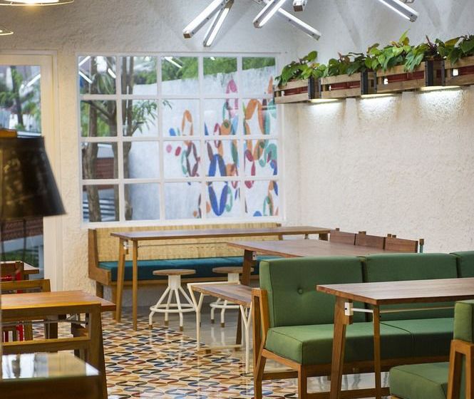 Lokal Hotel & Restaurant