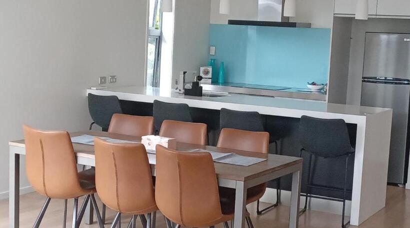 モーテル Carters By The Sea Beachside Studio Apartments