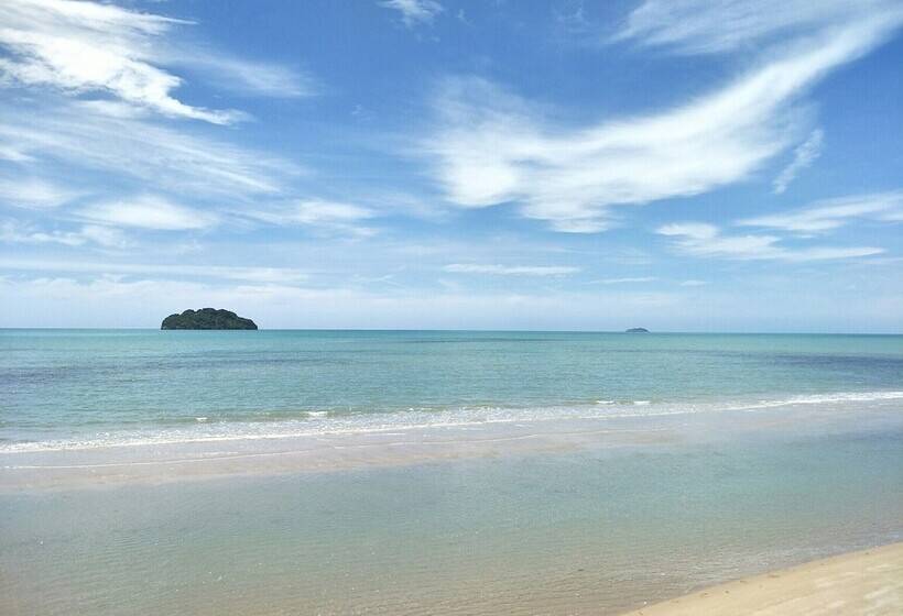 Pearl By The Sea Resort