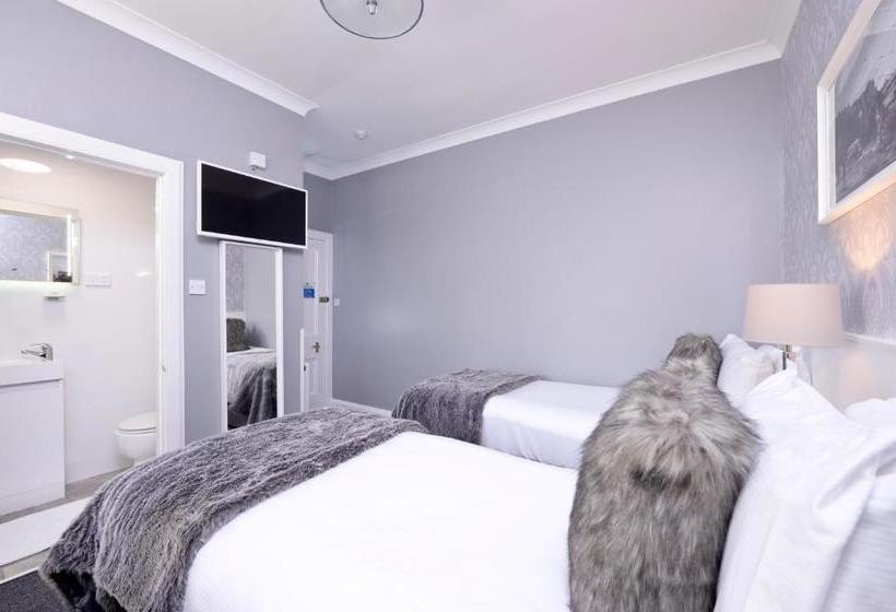 پانسیون Alpha Guest House