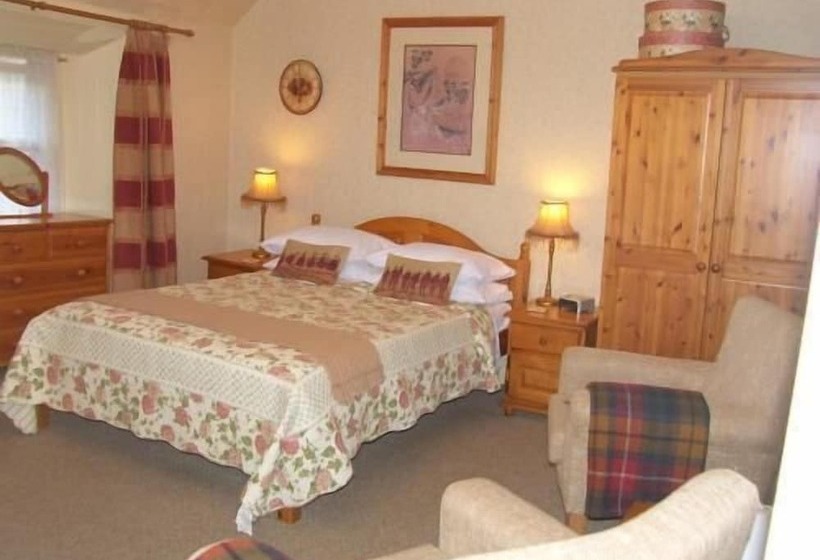 بنسيون Comely Bank Guest House