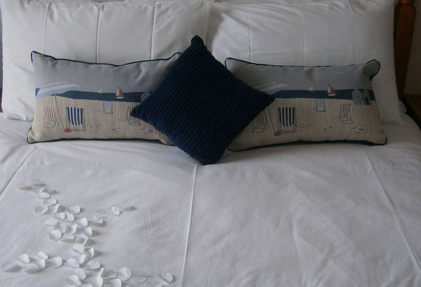 פנסיון Seasons Guest House