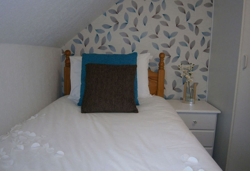 פנסיון Seasons Guest House