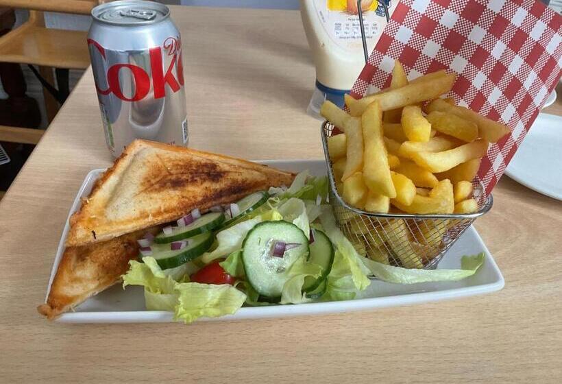 بنسيون The Kenton