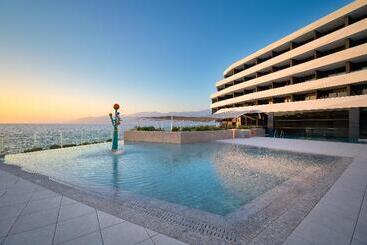 Grand Hotel View
