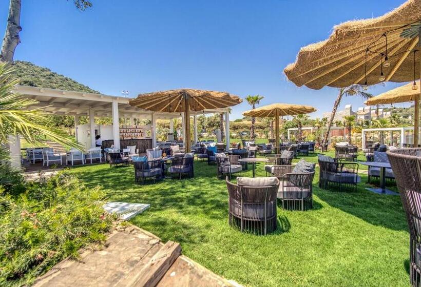 호텔 Cala Sinzias Resort